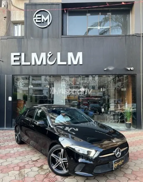 مرسيدس A 200 2022 أسود مستعملة للبيع - 3