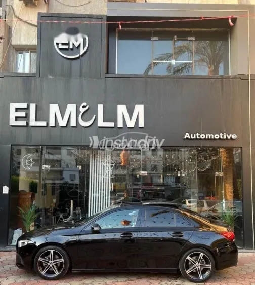 مرسيدس A 200 2022 أسود مستعملة للبيع - 4