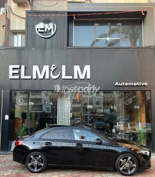 مرسيدس A 200 2022 أسود مستعملة للبيع - 5