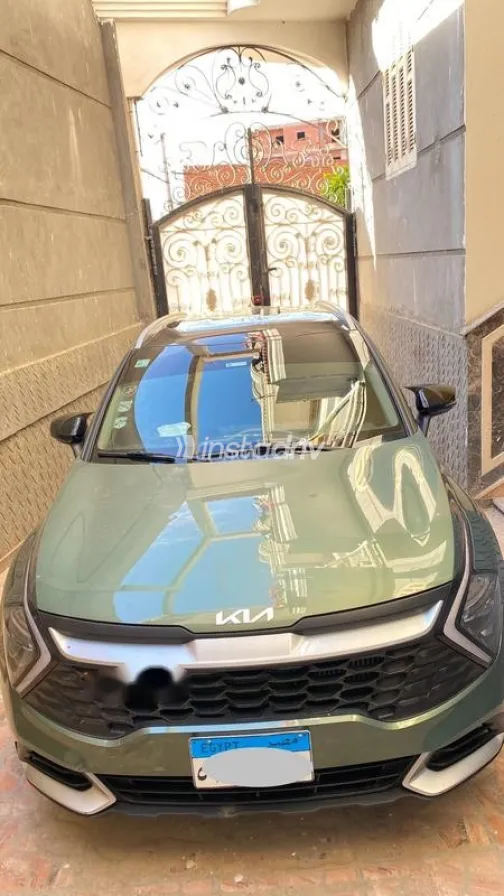 Kia Sportage 2023 White Used for Sale - 2