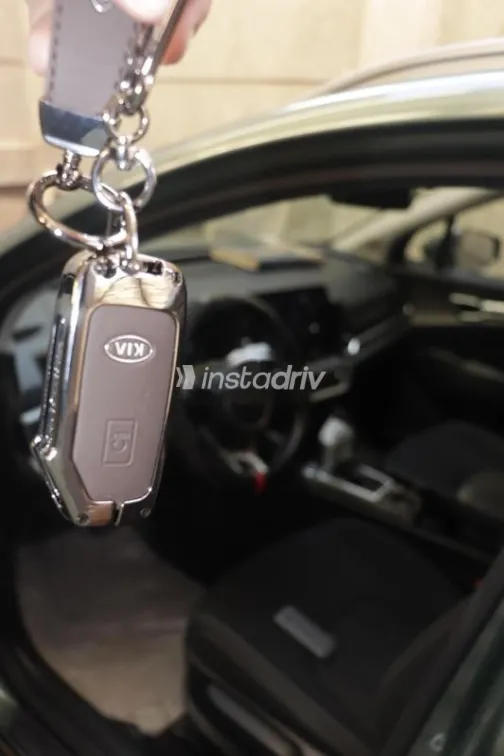 Kia Sportage 2023 White Used for Sale - 10