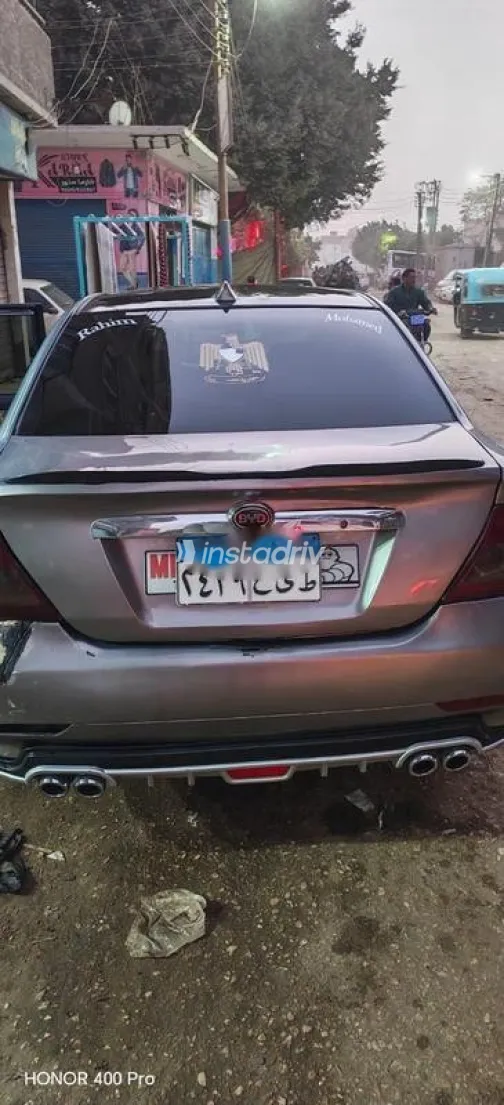 بى واى دى‬ F3 2015 رمادي مستعملة للبيع - 2