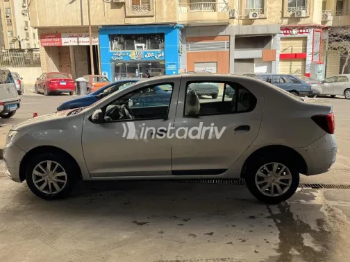 Renault Logan 2022 White Used for Sale - 9