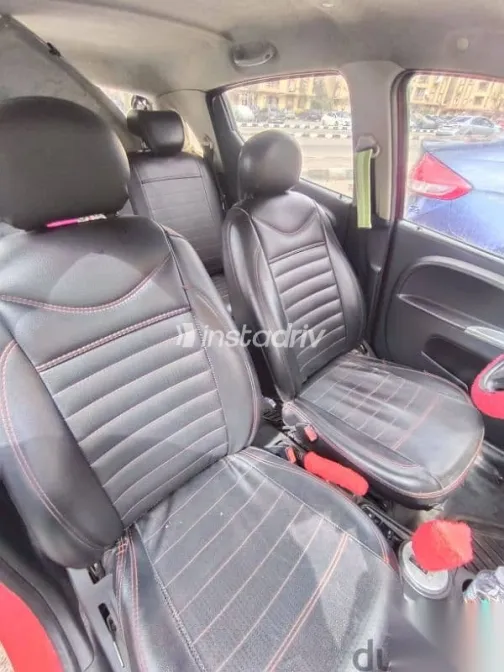 شانجان بينى 2016 أحمر مستعملة للبيع - 7