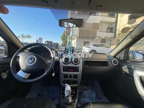 رينو سانديرو  ( ستيب  واى ) 2013 أحمر غامق مستعملة للبيع - 8