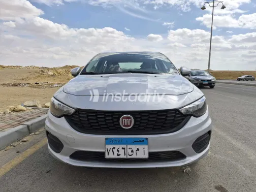 فيات تيبو 2021 أبيض مستعملة للبيع - 1