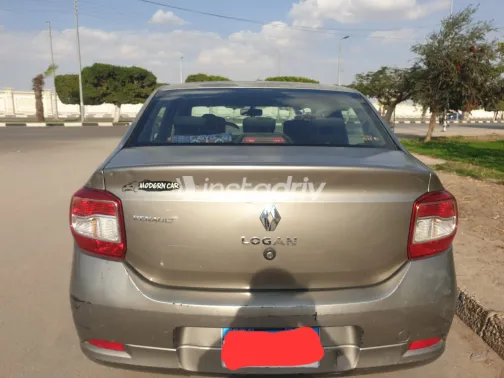 رينو لوجان 2015 أبيض مستعملة للبيع - 3