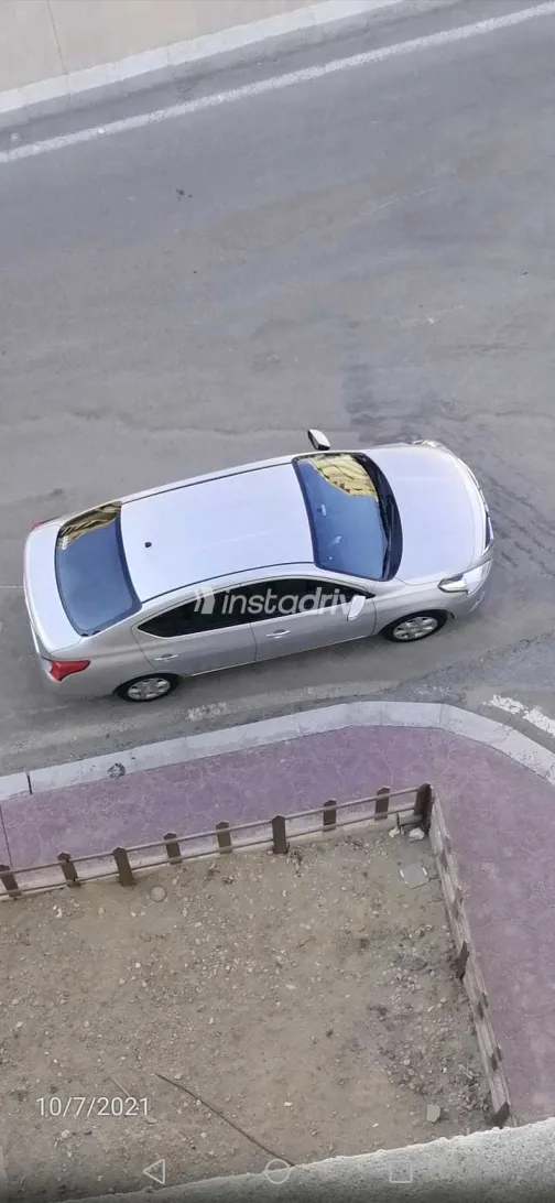 نيسان صنى 2022 أبيض مستعملة للبيع - 1