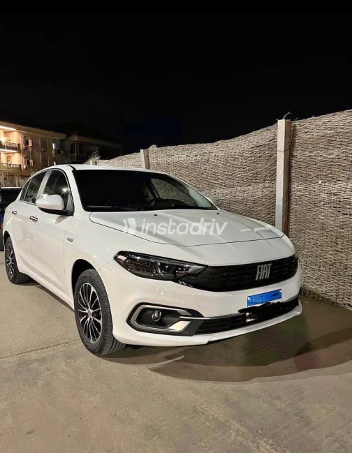 فيات تيبو 2024 أبيض مستعملة للبيع - 1