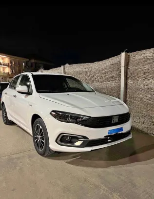 فيات تيبو 2024 أبيض مستعملة للبيع