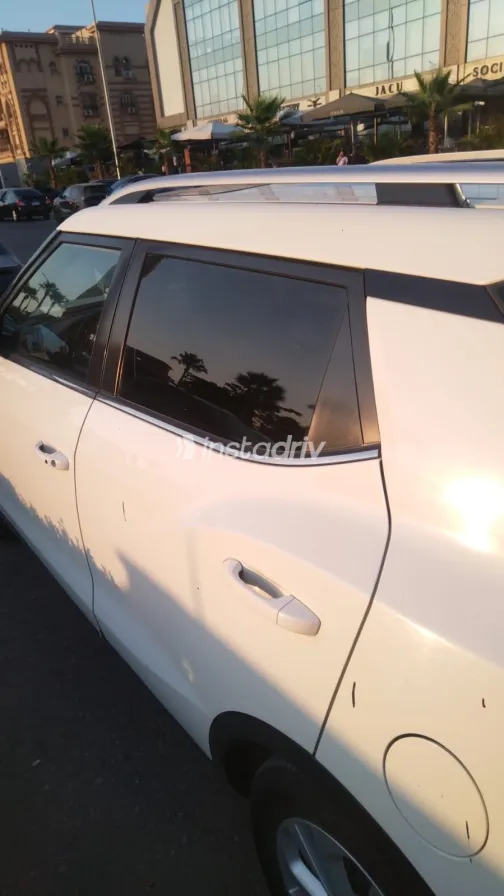 سانج يونج تيفولى 2020 أبيض مستعملة للبيع - 10