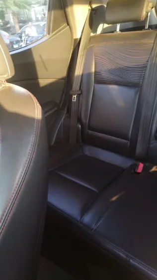 سانج يونج تيفولى 2020 أبيض مستعملة للبيع