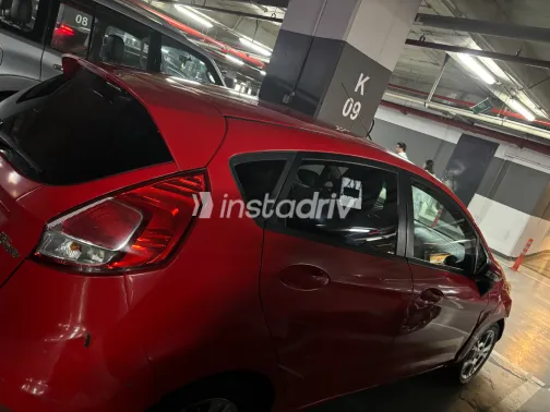 Ford Fiesta 2015 White Used for Sale - 4