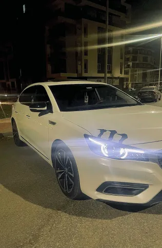 MG 6 2022 White Used for Sale