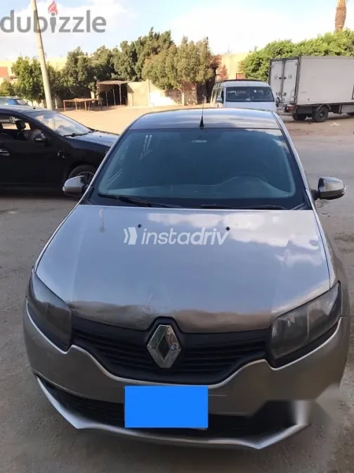 رينو لوجان 2016 فضي مستعملة للبيع - 4