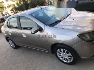 رينو لوجان 2016 فضي مستعملة للبيع