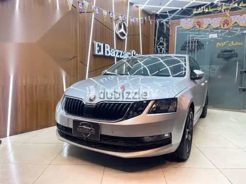 سكودا اوكتافيا 2020 فضي مستعملة للبيع - 3
