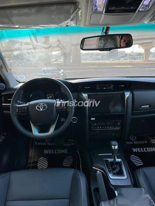 تويوتا فورتشنر 2026 رمادي جديدة للبيع - 6