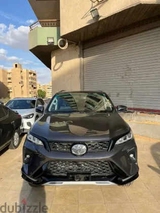 تويوتا فورتشنر 2026 رمادي جديدة للبيع