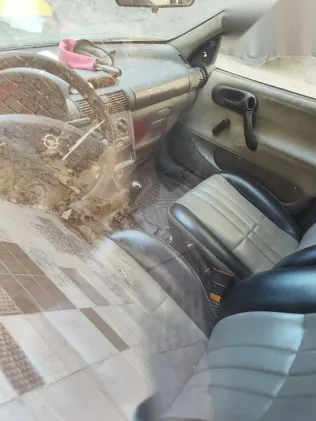 اوبل كورسا 1994 أخضر مستعملة للبيع