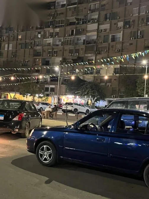 هيونداي فيرنا 2011 أزرق غامق مستعملة للبيع - 6