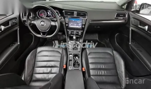 Volkswagen Golf 2014 White Used for Sale - 9