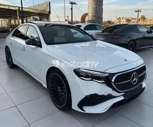مرسيدس E 200 2025 أبيض مستعملة للبيع - 2