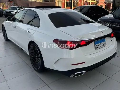 مرسيدس E 200 2025 أبيض مستعملة للبيع - 4