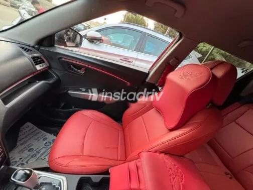 Ssang Yong Tivoli 2017 Red Used for Sale - 6