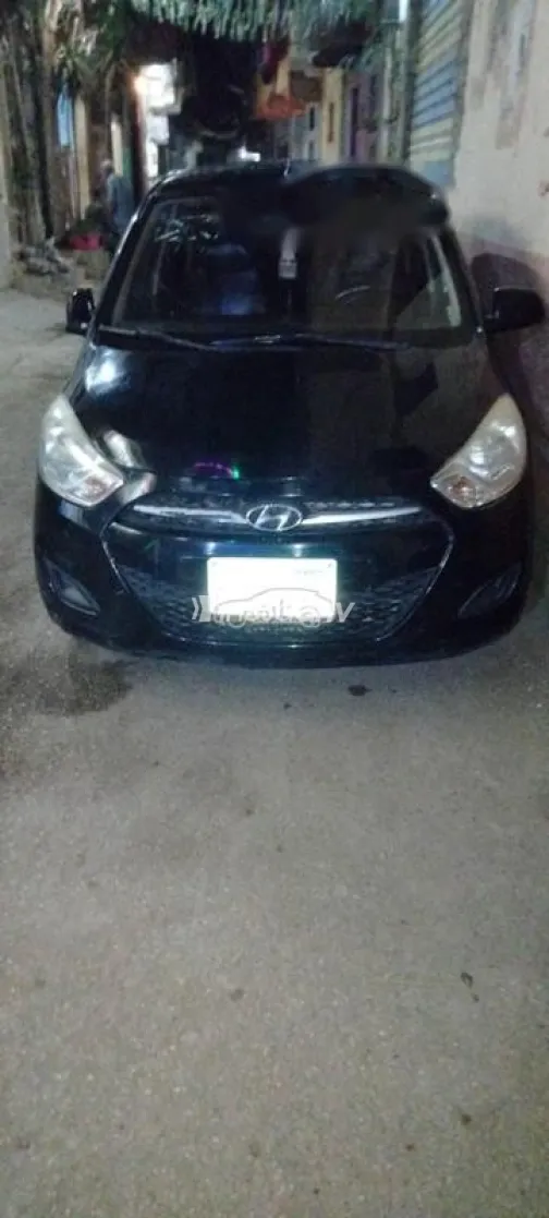 هيونداي I10 2012 أسود مستعملة للبيع - 1