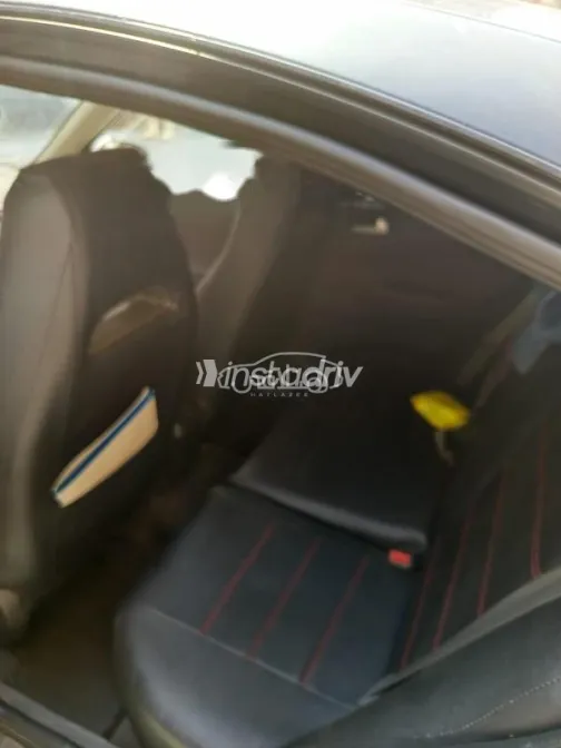 بروتون جين 2 2013 أسود مستعملة للبيع - 2