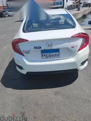 هوندا سيفك 2021 أبيض مستعملة للبيع