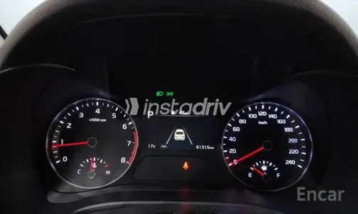 كيا K3 2023 أبيض مستعملة للبيع - 7