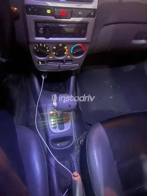 Hyundai Verna 2007 White Used for Sale - 7