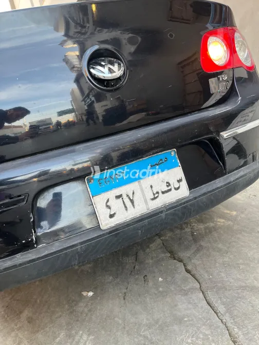 فولكس فاغن باسات 2011 أبيض مستعملة للبيع - 1