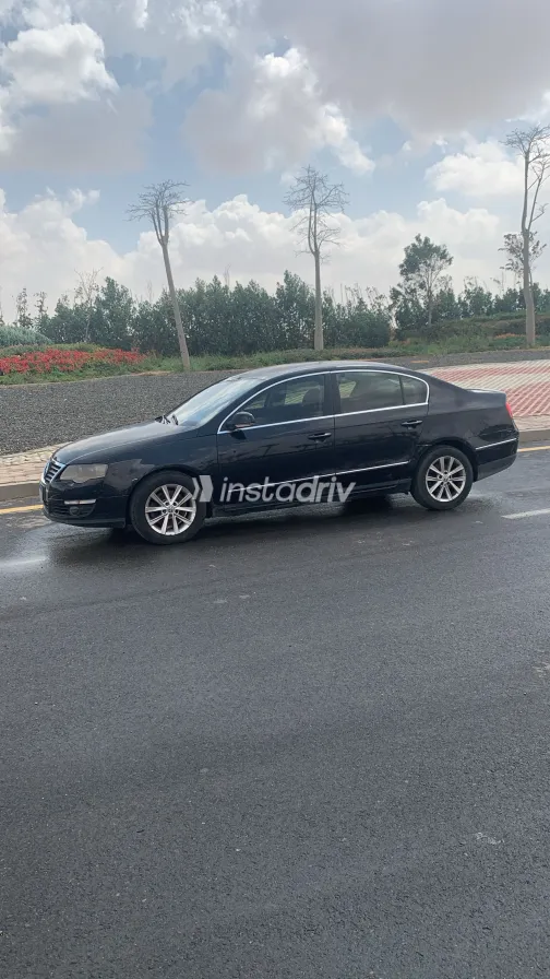 فولكس فاغن باسات 2011 أبيض مستعملة للبيع - 7