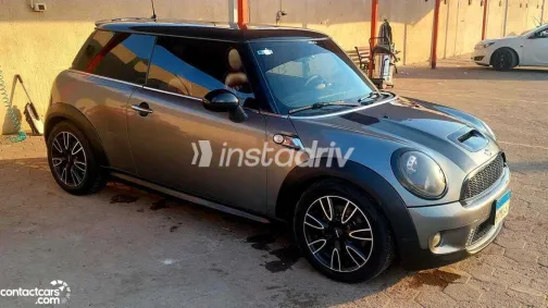 مينى كوبر 2010 أبيض مستعملة للبيع - 5