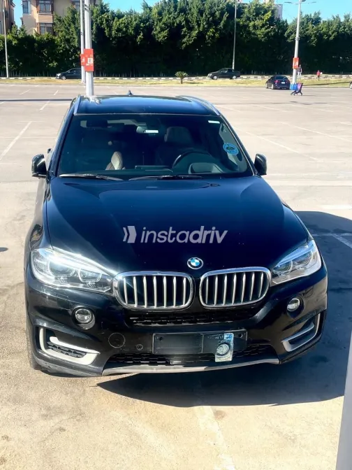 بي ام دبليو X5 2016 أبيض مستعملة للبيع - 1