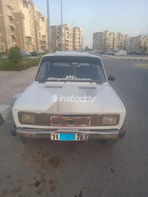 فيات 128 1979 أبيض مستعملة للبيع - 4