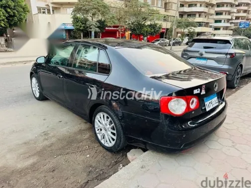 فولكس فاغن جيتا 2010 أسود مستعملة للبيع - 4