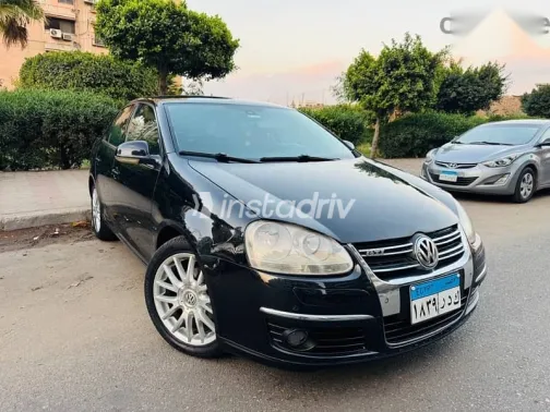 فولكس فاغن جيتا 2010 أسود مستعملة للبيع - 8