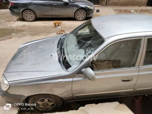 هيونداي فيرنا 2012 رمادي مستعملة للبيع - 4