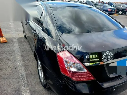 جيلي امجراند 2015 أسود مستعملة للبيع - 3