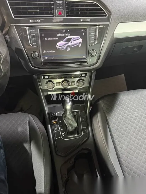 فولكس فاغن تيجون 2017 بني مستعملة للبيع - 6