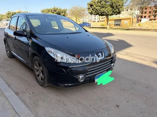 بيجو 307 2007 فضي مستعملة للبيع - 4