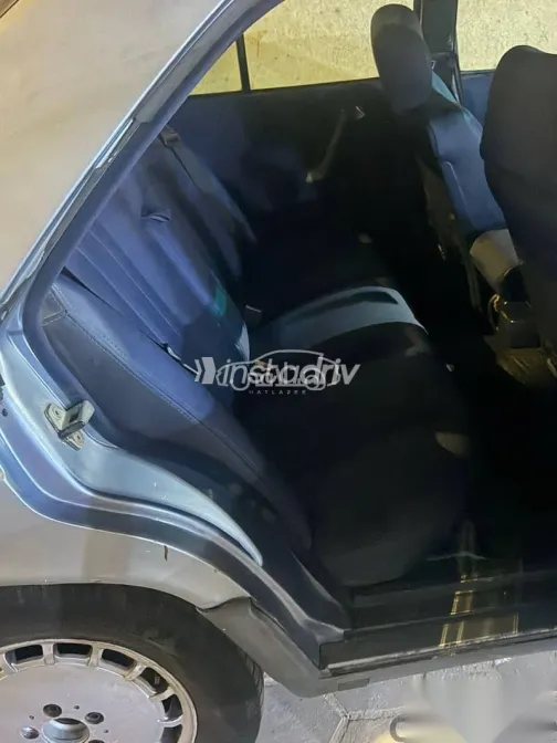 مرسيدس 190 1990 رمادي مستعملة للبيع - 9