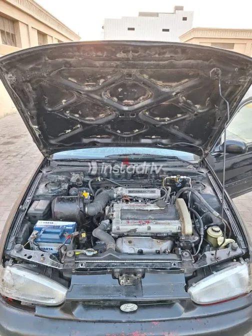 هيونداي إلنترا 1994 أسود مستعملة للبيع - 2