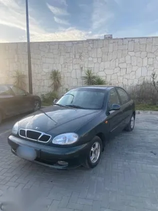 دايو جوليت 2001 أخضر مستعملة للبيع