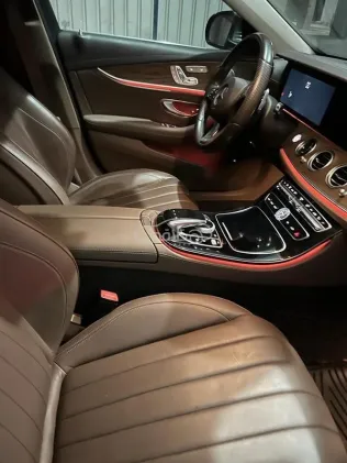 مرسيدس E 180 2017 أبيض مستعملة للبيع