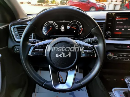 Kia Xceed 2022 Black Used for Sale - 9